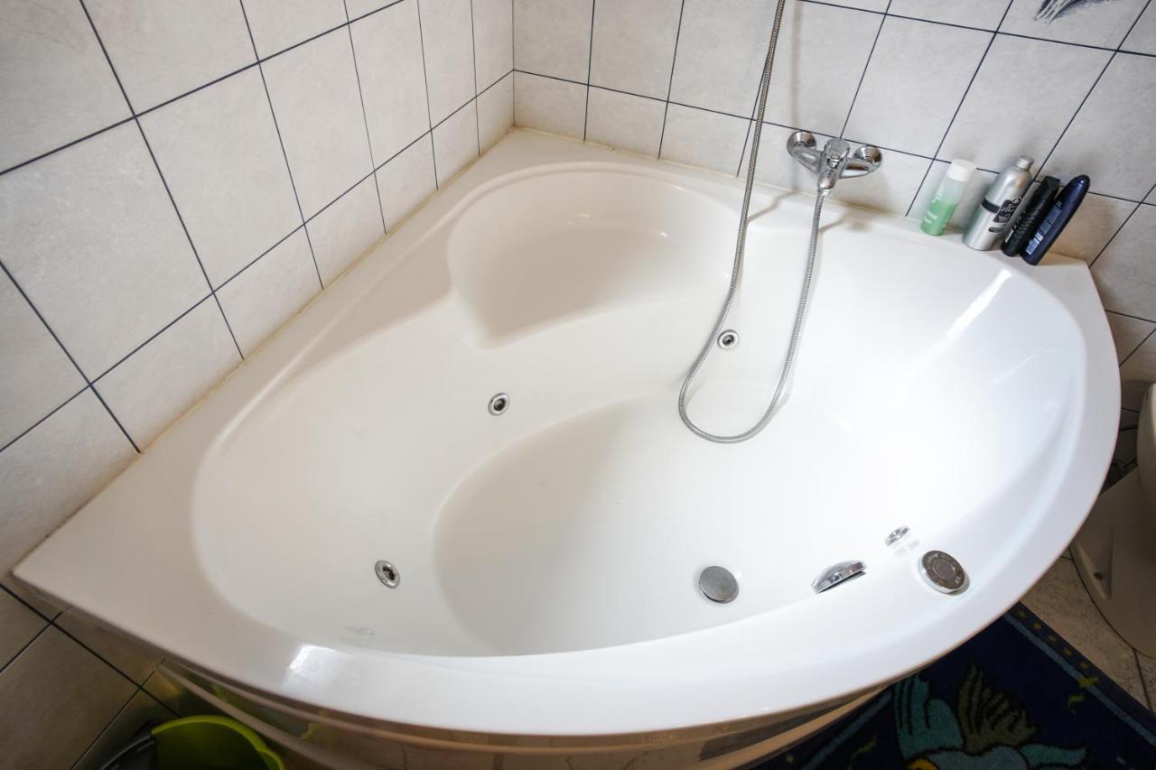 Apartment Nona Nina Копер Екстер'єр фото